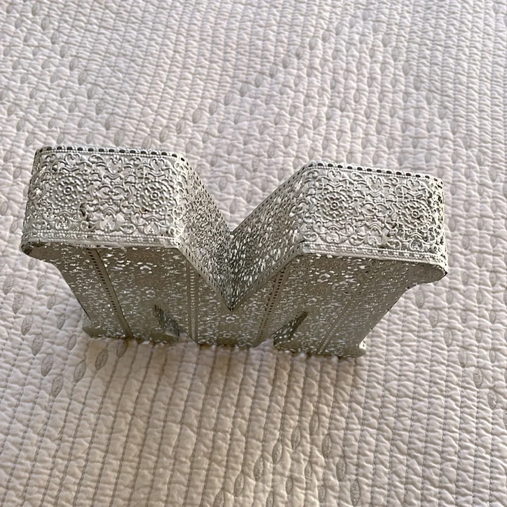 “M” Sign Tabletop Home Decor - Picture 2 of 4